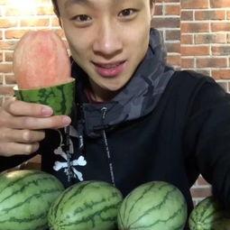 大梨呀吃瓜视频