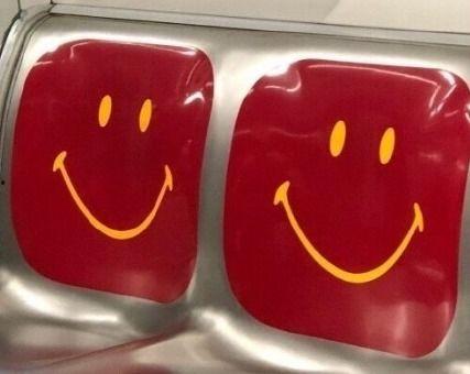 朋友分享吃瓜文案搞笑,让你捧腹大笑