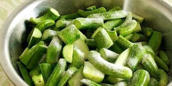 小瓜草抄吃,探寻民间美食的独特魅力