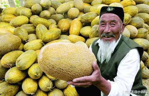 吃哈密瓜胎儿夜里动,孕育美好时光的温馨记录